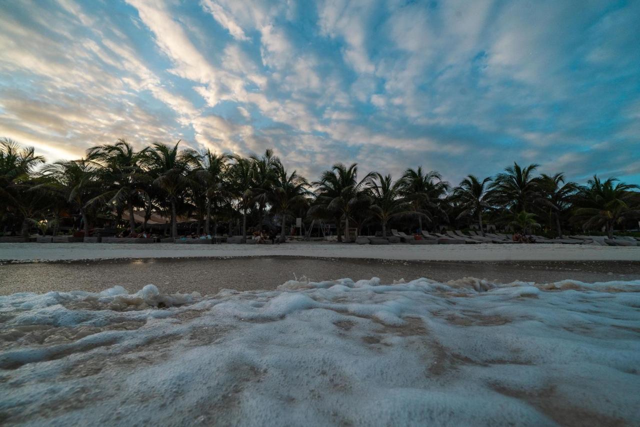 Hotel Cabanas Los Lirios Tulum Eksteriør bilde