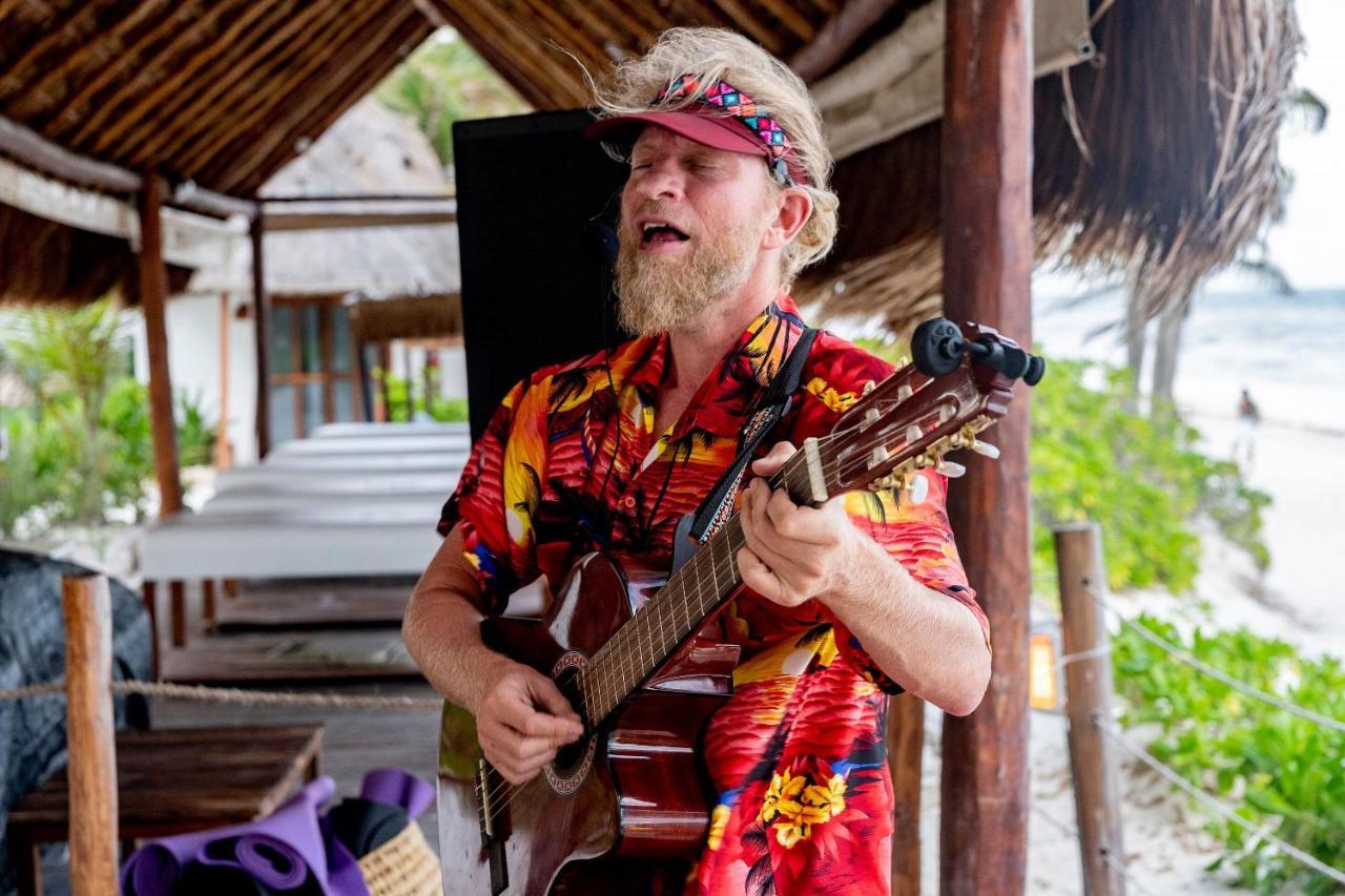 Hotel Cabanas Los Lirios Tulum Eksteriør bilde